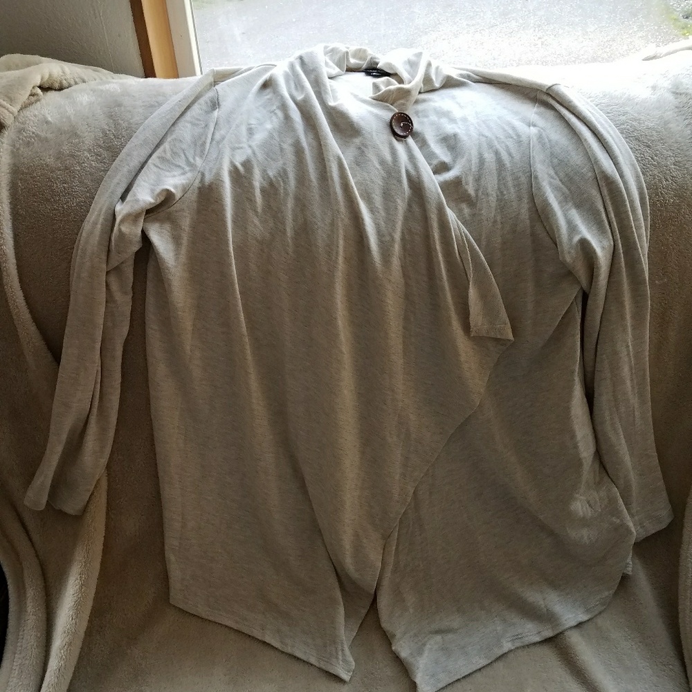 Women's size 2X sweater cover up